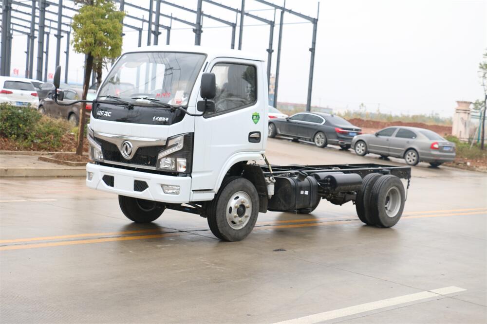 東風小福瑞卡（3308，錫柴110）國六  內飾照片圖